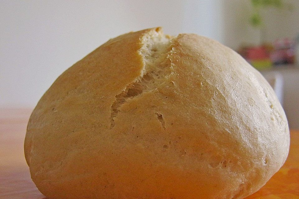 Grundrezept helle Weizenbrötchen