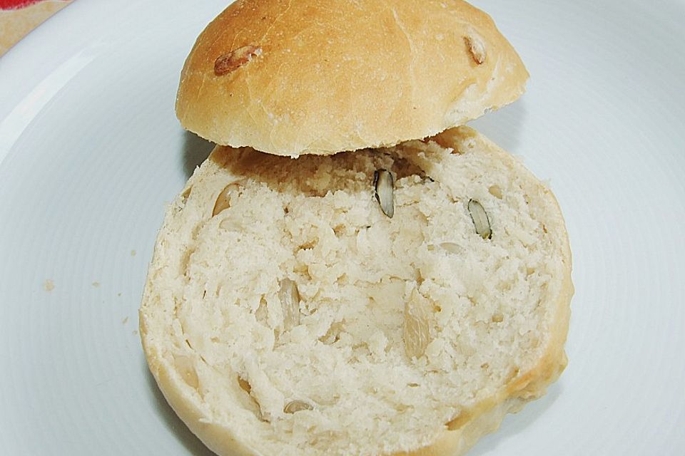 Grundrezept helle Weizenbrötchen