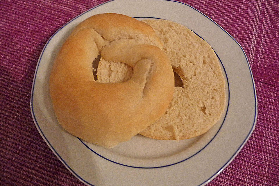 Grundrezept helle Weizenbrötchen