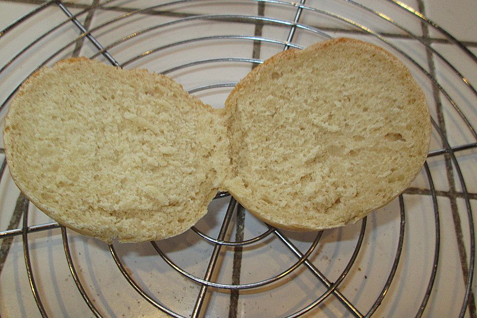 Grundrezept helle Weizenbrötchen