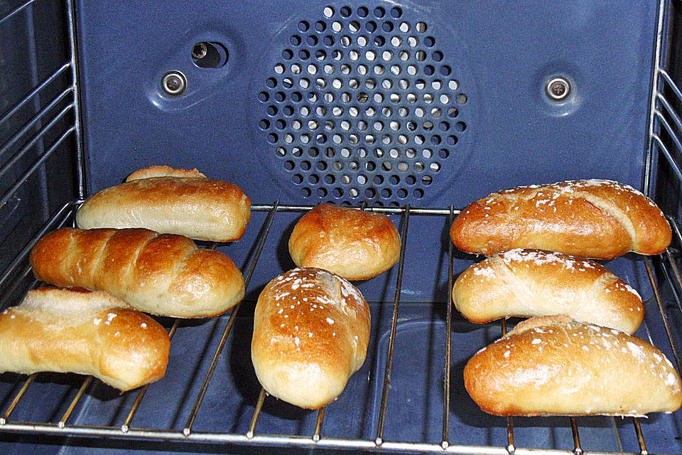 Grundrezept helle Weizenbrötchen