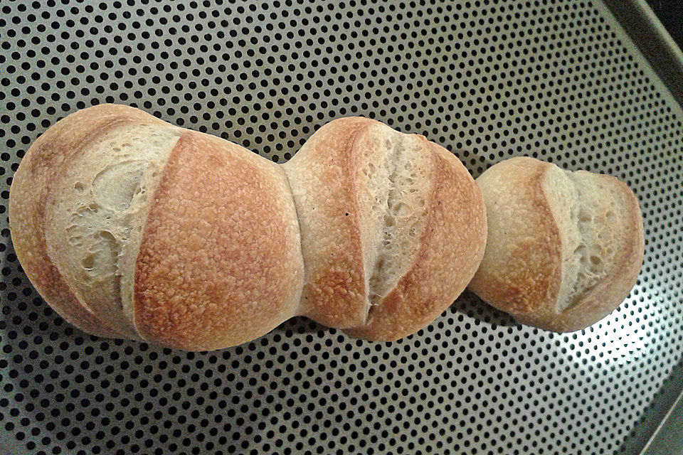 Grundrezept helle Weizenbrötchen