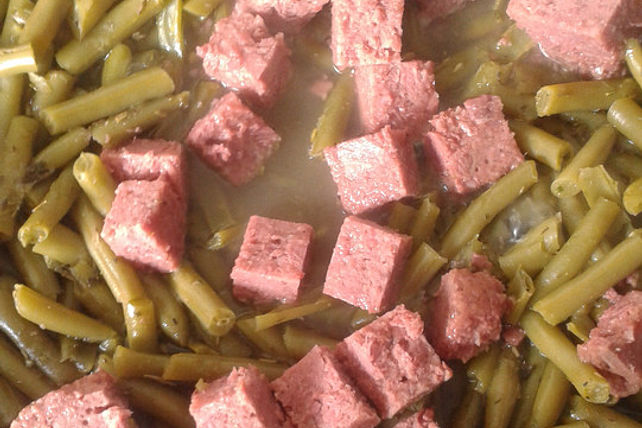 Bohneneintopf mit Corned Beef von Faya17| Chefkoch