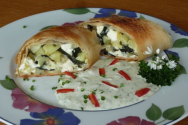 Bärlauchstrudel mit Feta von Marmor | Chefkoch