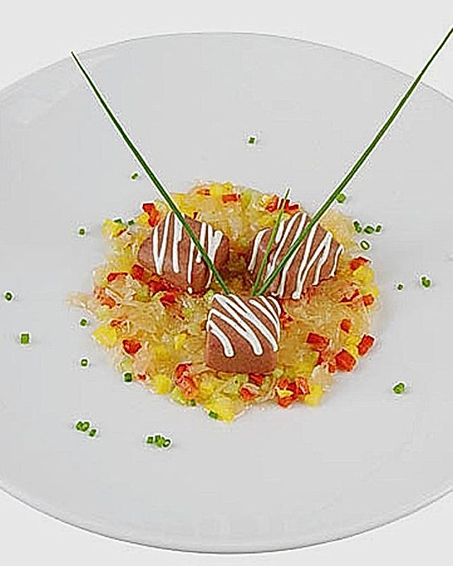 Blutwurst-'Pralinen' mit Paprika-Sauerkraut-Salat