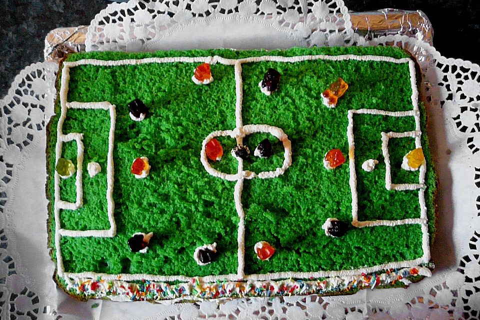 Fußballkuchen einfach und schnell