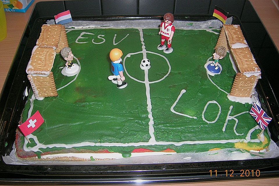 Fußballkuchen einfach und schnell