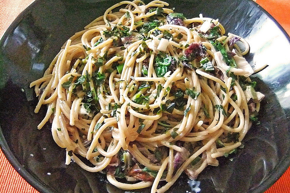 Capellini in sahniger Radicchio - Rucola - Sauce