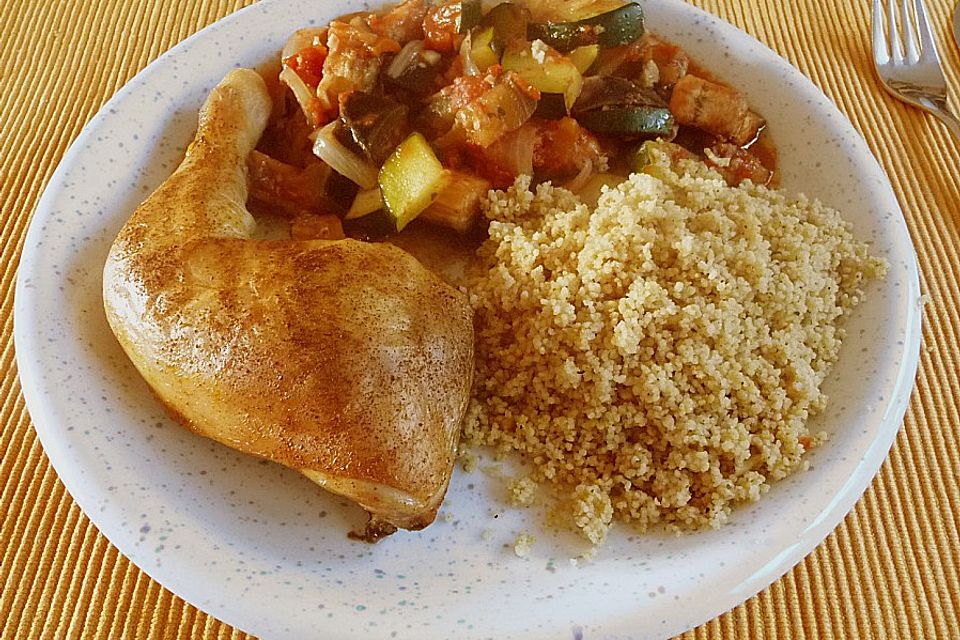 Hähnchenunterschenkel auf Ratatouille mit Couscous