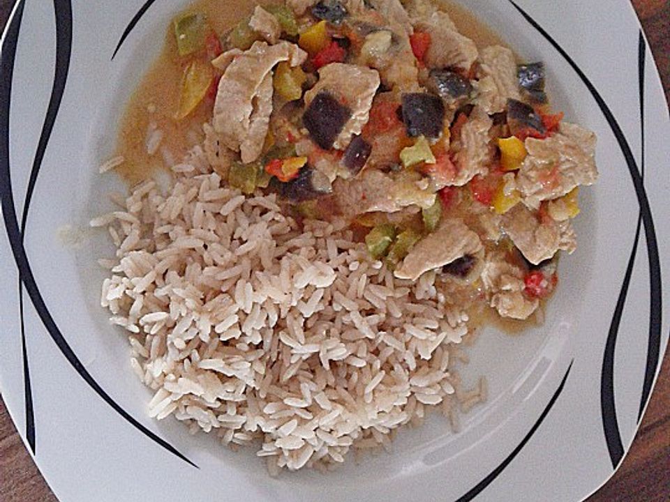 Curry - Reispfanne mit Hühnchen und Gemüse von Schnucki38| Chefkoch