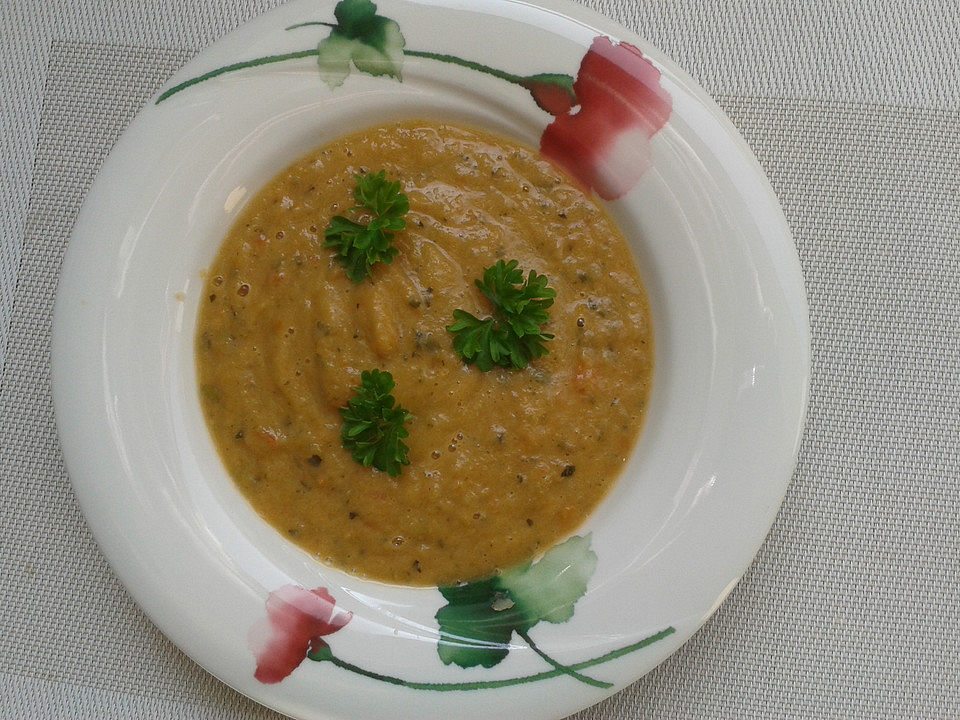 Zucchini - Cremesuppe mit Lauch, Tomaten und Karotten von christina69zs ...