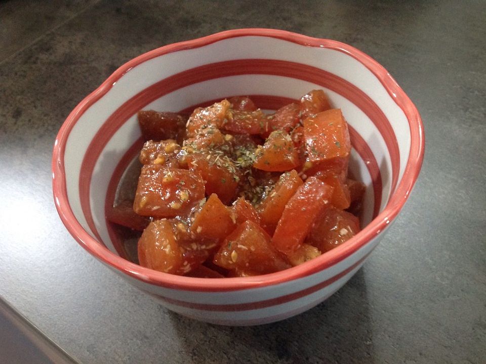 Tomatensalat mit Soja-Honig-Sauce von elanda| Chefkoch Tomatensalat mit Soja-Honig-Sauce von elanda| Chefkoch