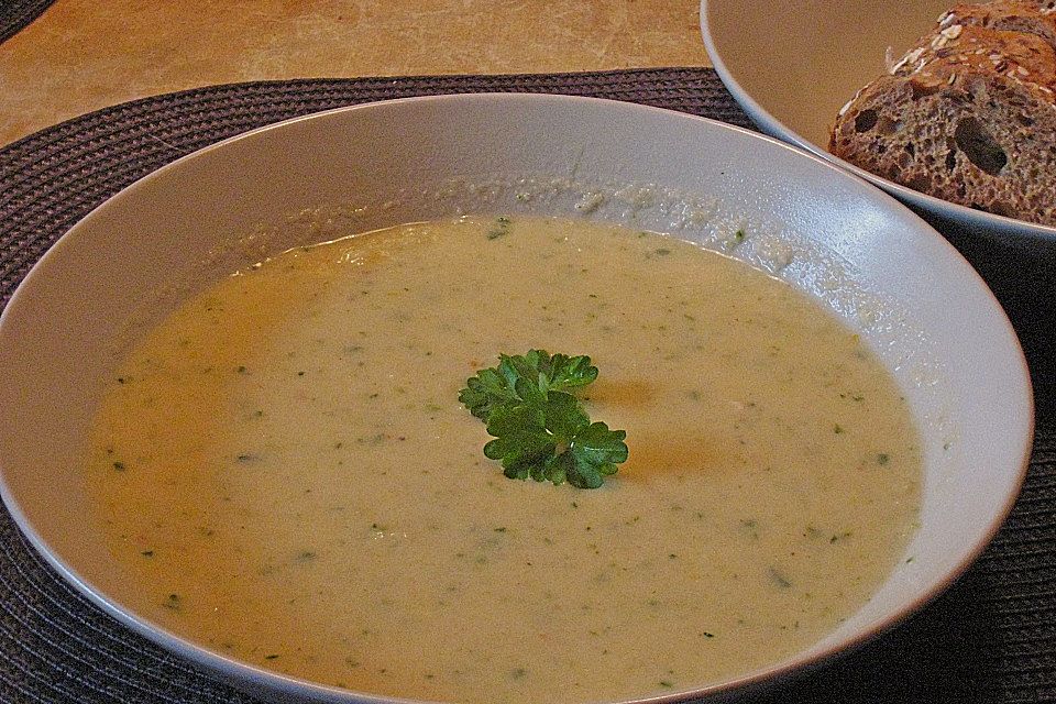 Zucchini - Blumenkohl - Cremesuppe