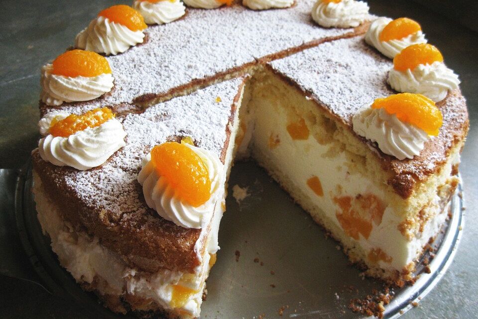 Käsesahnetorte mit Mandarinen