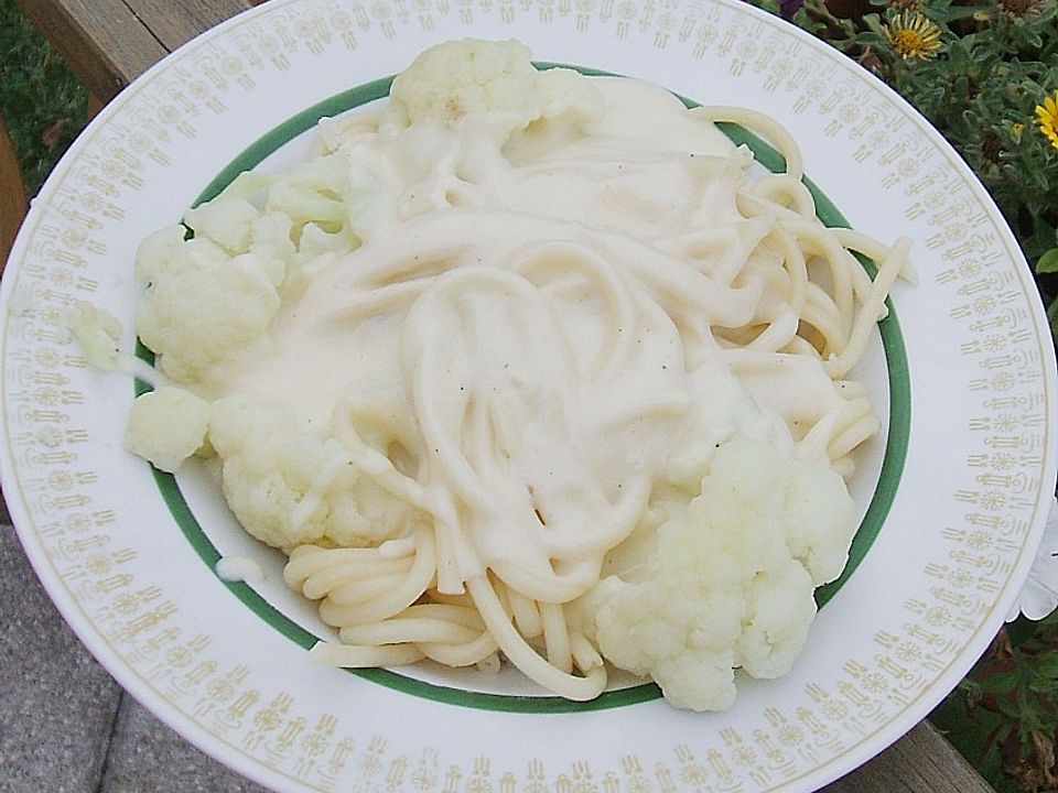 Blumenkohl - Nudeln mit Drei - Käse - Sauce von Manja2585| Chefkoch