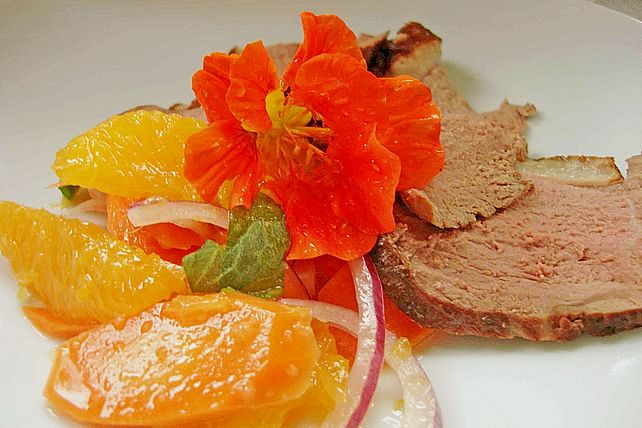 Karotten - Orangen - Salat mit Ingwer - Vinaigrette und geräucherter ...