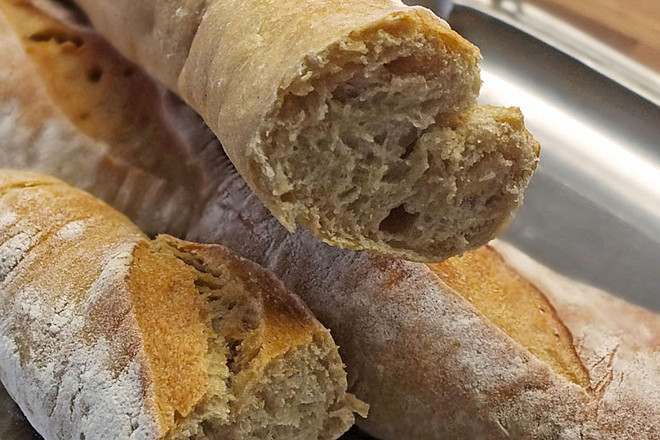 Baguette mit Poolish und kalter Führung