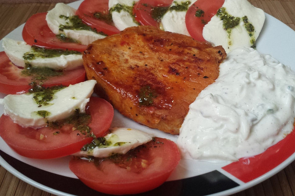 Tomaten - Mozzarella - Salat