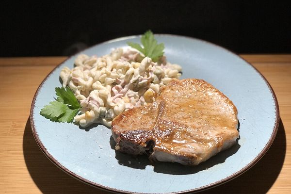 Mariniertes Kotelett Mit Nudelsalat Von Elfenlied | Chefkoch