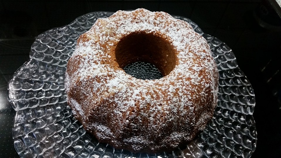 Amaretto - Mandel - Rosinen - Gugelhupf von devilsangel2408