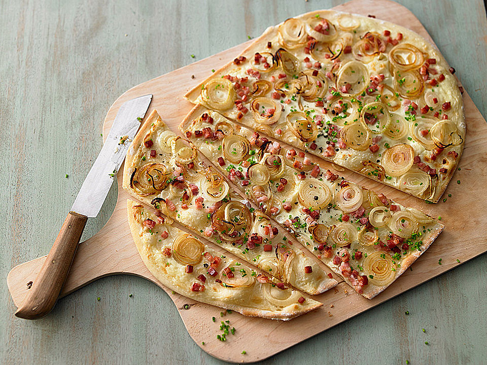 Flammkuchen : Elsasser Flammkuchen Mit Speck Und Zwiebel Tante Fanny ...