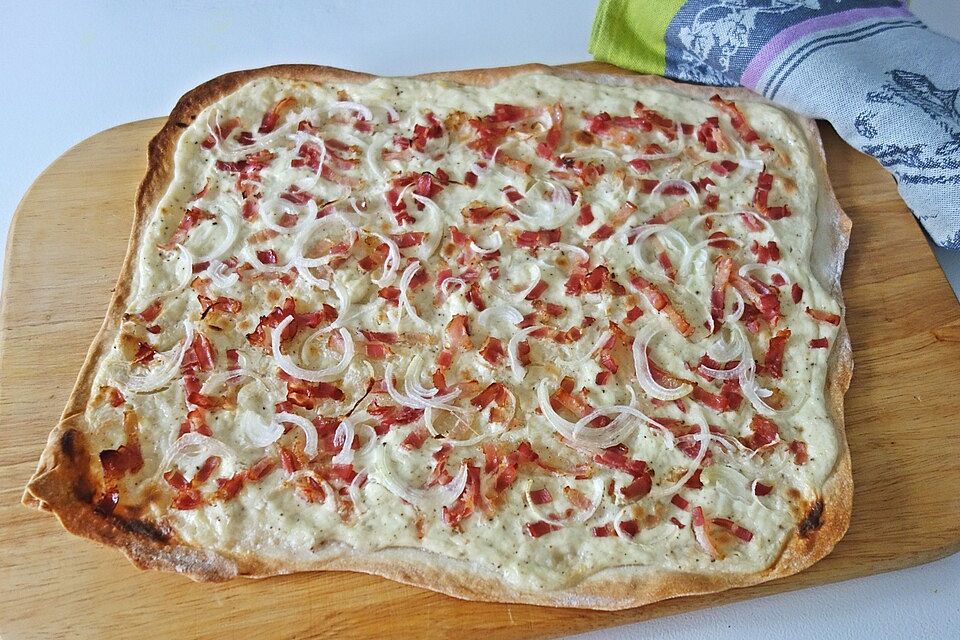 Flammkuchen Elsässer Art, süß oder herzhaft