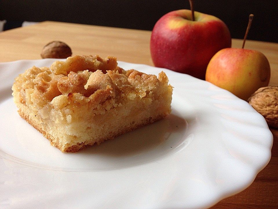 Apfelkuchen mit Streuseln vom Blech - Kochen Gut | kochengut.de