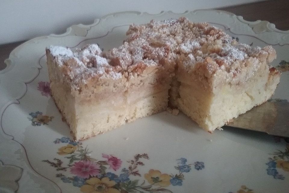 Apfel - Buttermilch - Kuchen