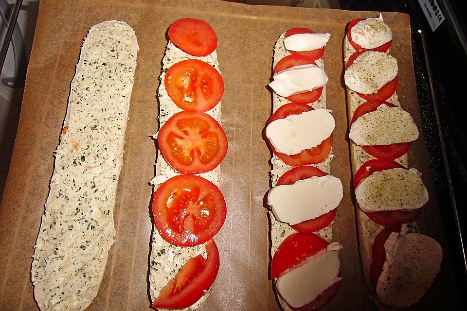 Mozzarella - Tomaten - Baguette