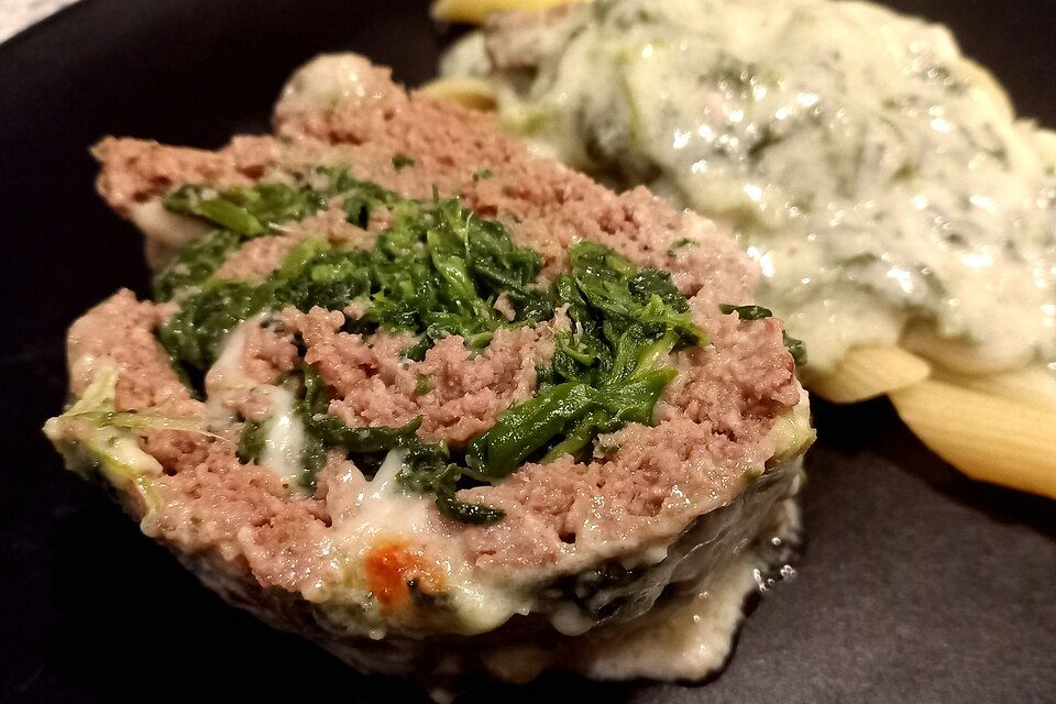 Hackbraten-Roulade mit Spinat