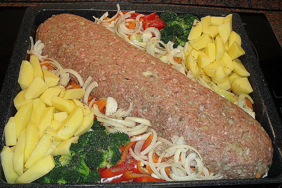 Hackbraten-Roulade mit Spinat