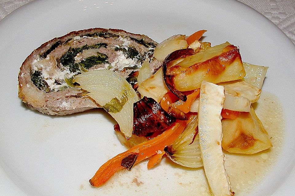 Hackbraten-Roulade mit Spinat