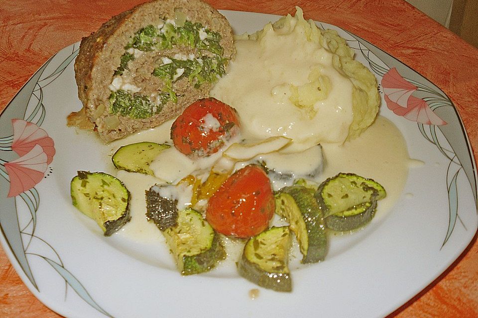 Hackbraten-Roulade mit Spinat