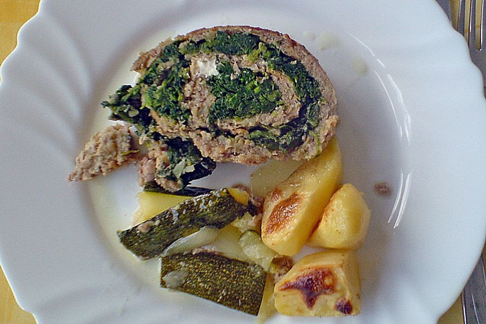 Hackbraten-Roulade mit Spinat