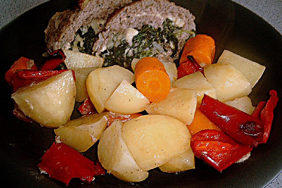 Hackbraten-Roulade mit Spinat