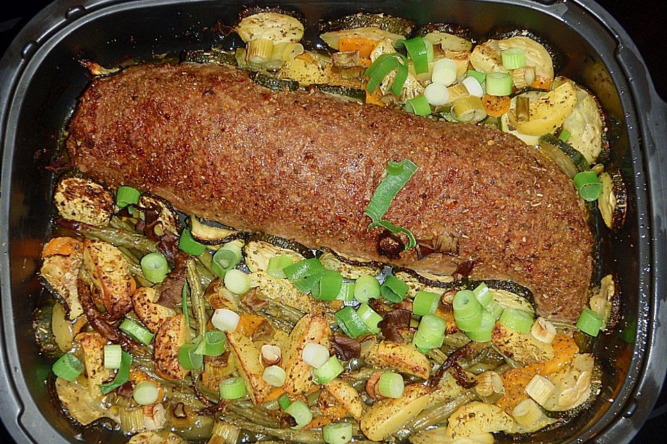 Hackbraten-Roulade mit Spinat