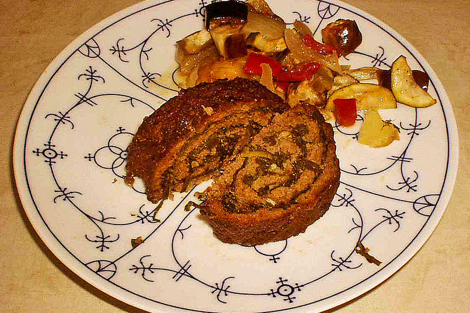 Hackbraten-Roulade mit Spinat