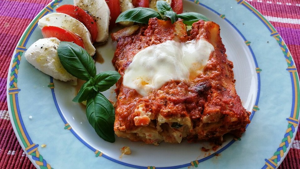 Cannelloni mit cremiger Gemüse-Käse-Füllung von CookingJulie