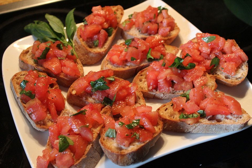 Crostini mit Tomaten