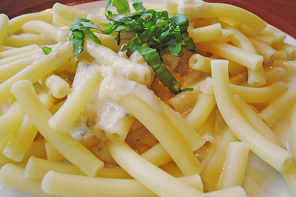 Spaghetti mit Gorgonzola - Sahne - Sauce