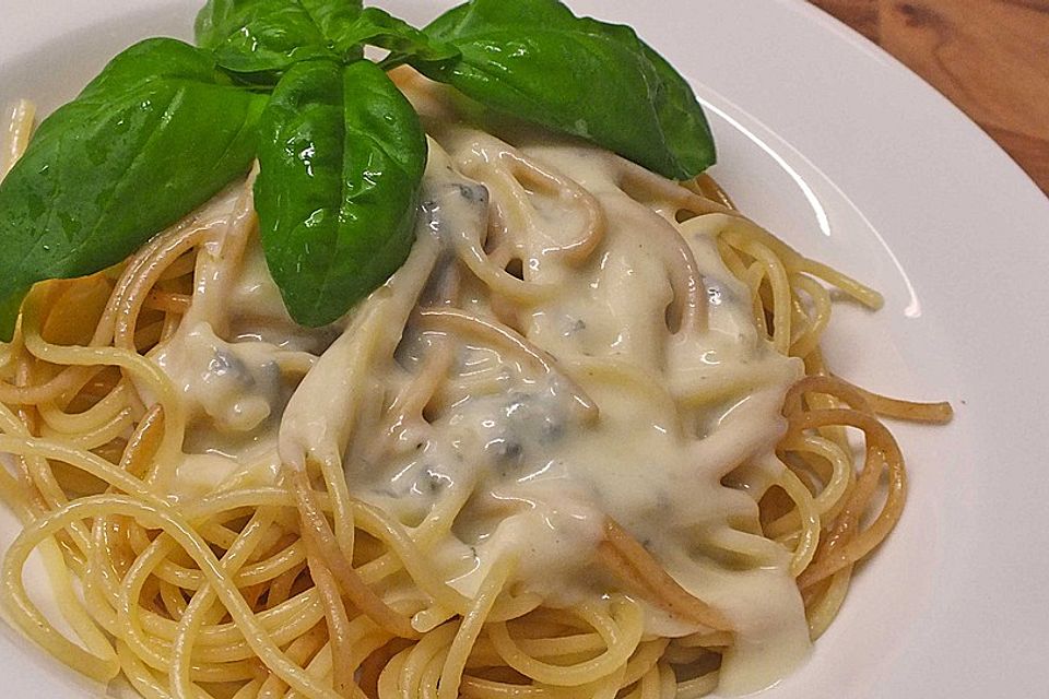 Spaghetti mit Gorgonzola - Sahne - Sauce