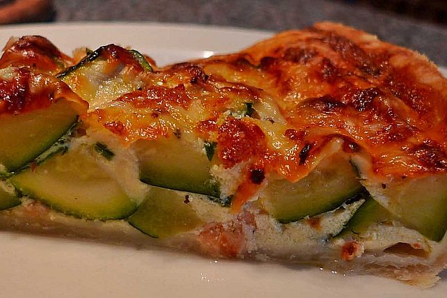 Quiche mit Zucchini und Räucherlachs von annaanja| Chefkoch