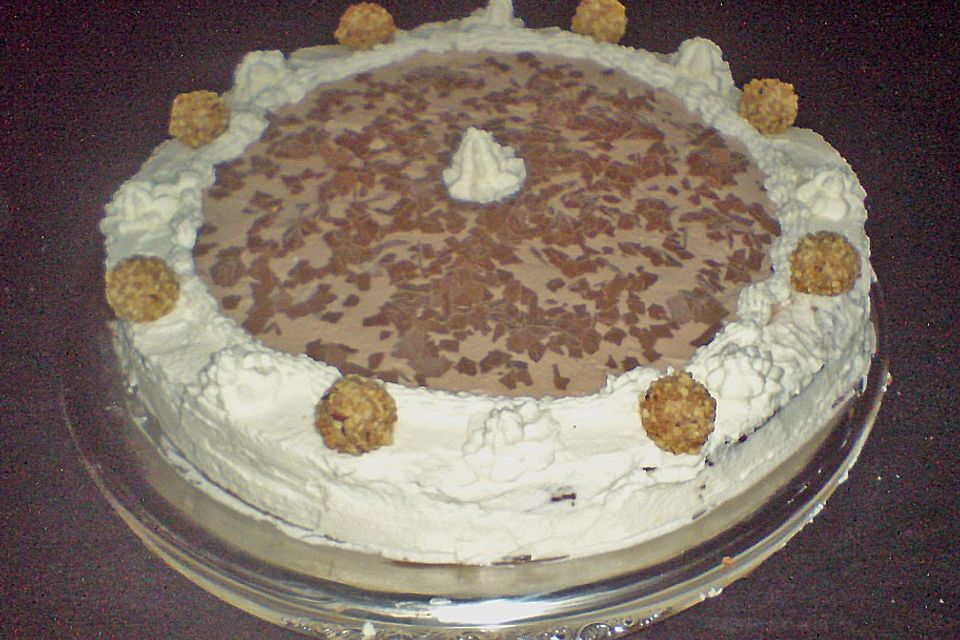 Nuss - Nougat - Sahne - Kuchen