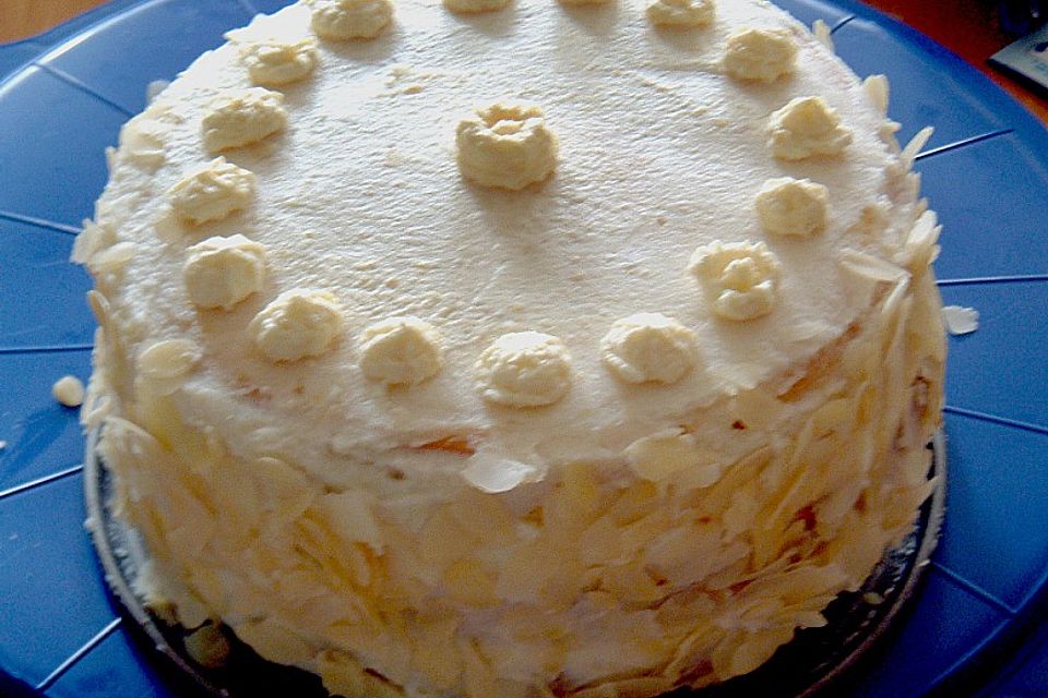 Aprikosen - Zitronenjoghurt - Torte