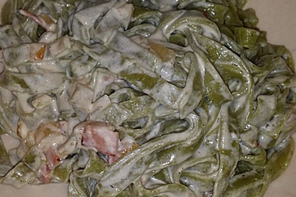 Bandnudeln mit Schinken - Sahne - Sauce