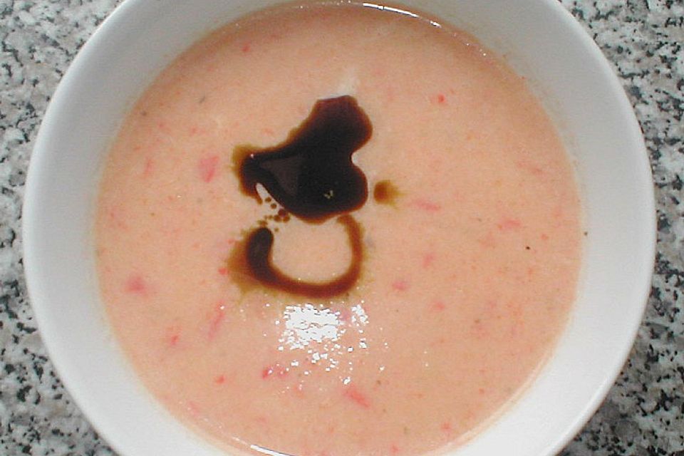 Rosa Zucchinicremesuppe