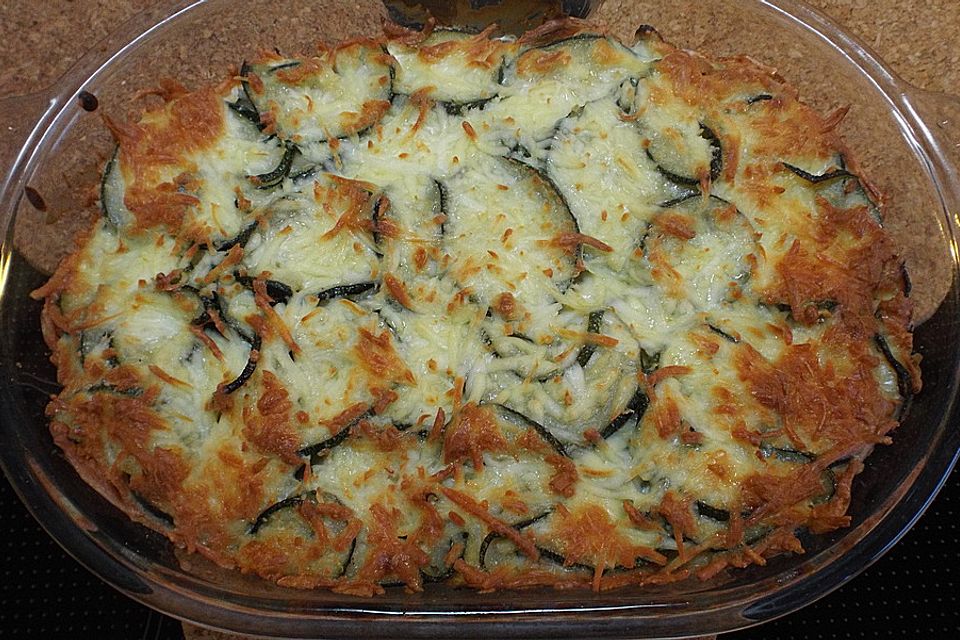 Hähnchen - Schupfnudel - Auflauf mit Zucchini