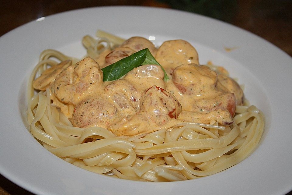 Spaghetti mit Gambas in Brunch - Sauce