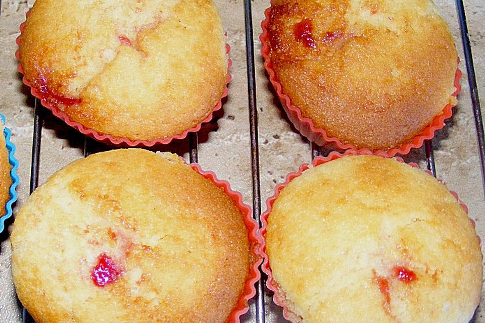 Muffins mit Marmelade