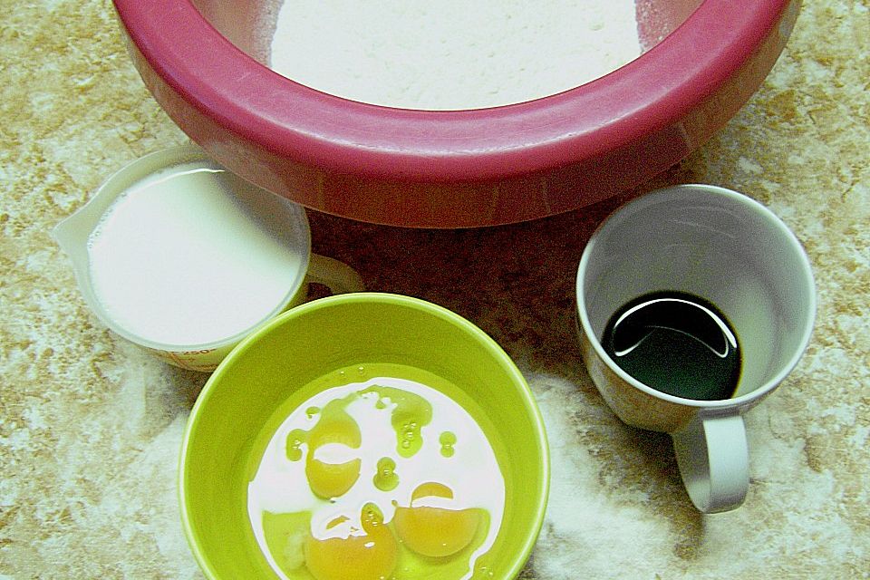 Eierkuchen mit Chinakohl - Hackfleisch - Füllung